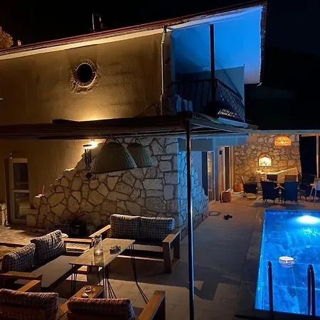 Mavi Ve Yesilin Sonsuz Tonu Hotel Fethiye