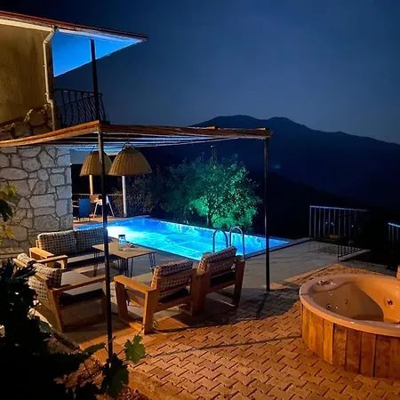 Mavi Ve Yesilin Sonsuz Tonu * Fethiye
